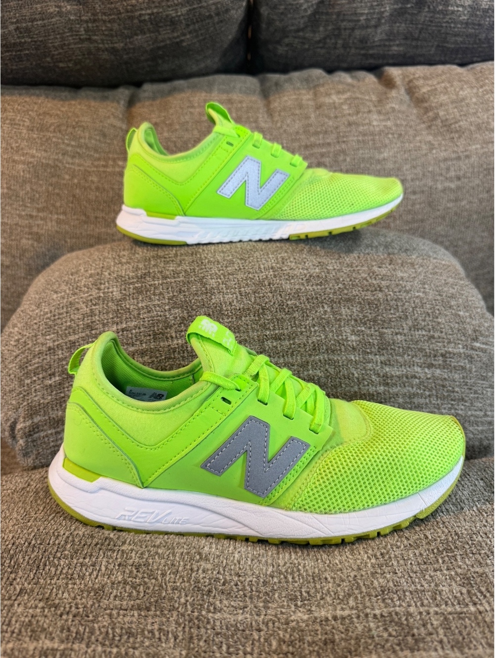 New Balance 247 Neon Green Lime Sneakers WRL247JB - Women's Size 8